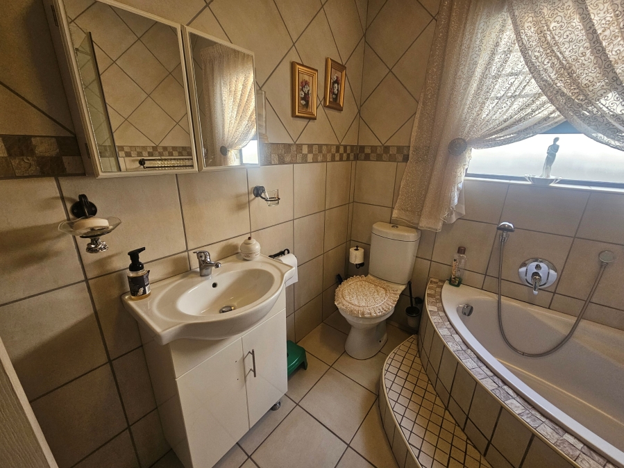 To Let 2 Bedroom Property for Rent in Wilkoppies North West